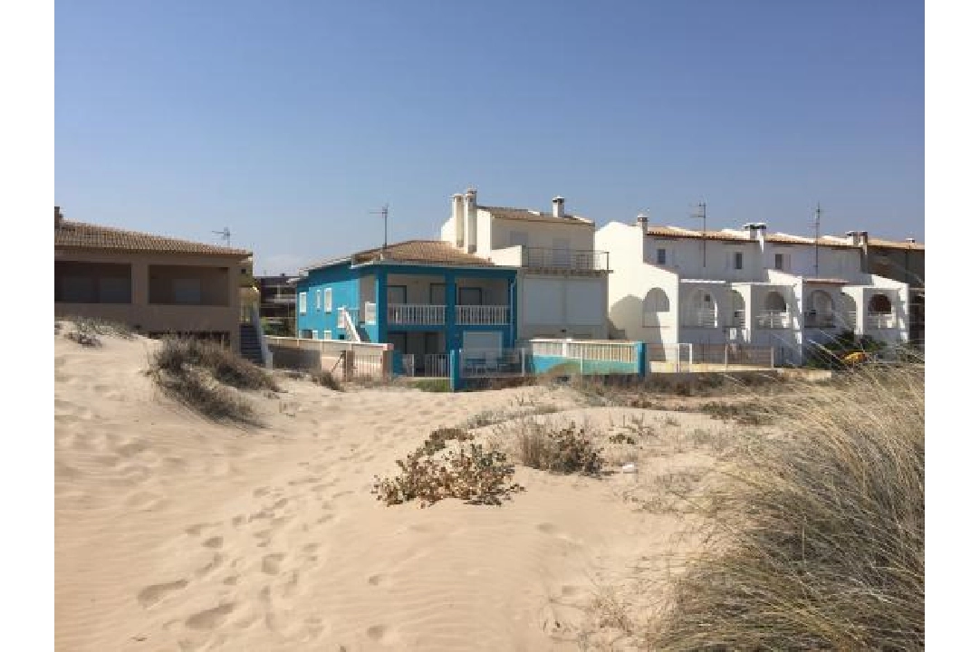 beach house in Oliva(Oliva) for sale, built area 220 m², year built 1996, condition neat, + stove, air-condition, plot area 430 m², 6 bedroom, 2 bathroom, swimming-pool, ref.: Lo-3416-4