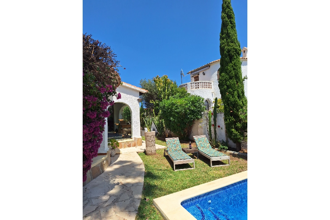 summer house in Els Poblets for holiday rental, built area 126 m², year built 1995, condition modernized, + central heating, air-condition, plot area 560 m², 2 bedroom, 2 bathroom, swimming-pool, ref.: V-0117-5