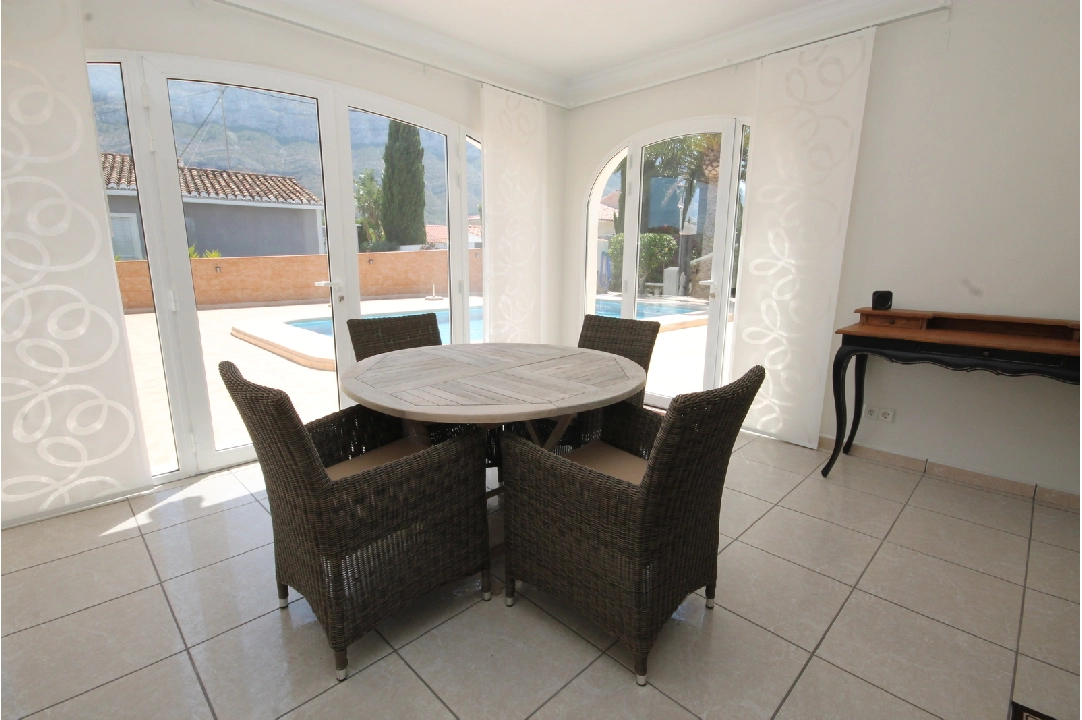 villa in Denia(Santa Lucia) for holiday rental, built area 152 m², year built 1985, condition modernized, + central heating, air-condition, plot area 800 m², 3 bedroom, 2 bathroom, swimming-pool, ref.: T-0718-7