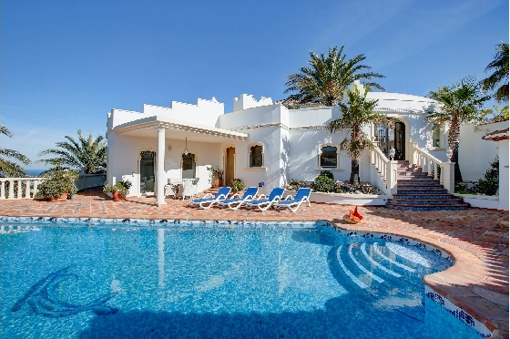 villa-in-Denia-for-sale-SC-R4218-1.webp