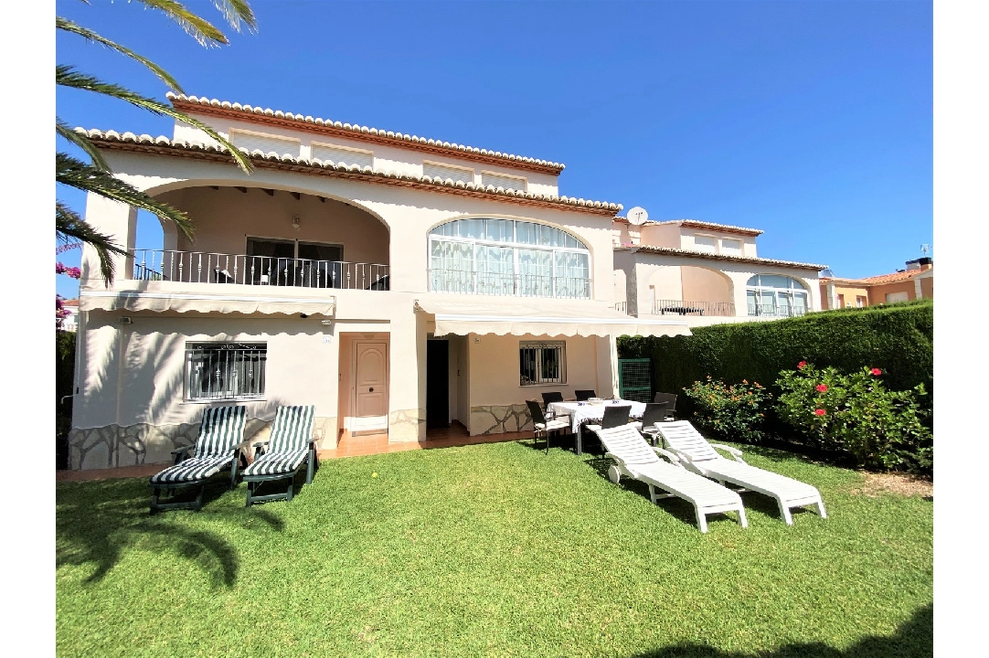 terraced house cornerside in Oliva for sale, built area 133 m², year built 2002, condition modernized, air-condition, plot area 206 m², 4 bedroom, 4 bathroom, swimming-pool, ref.: SC-G0120-28