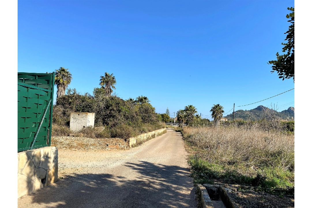 country house in Pedreguer(Campo) for sale, built area 150 m², year built 1980, condition neat, air-condition, plot area 700 m², 4 bedroom, 2 bathroom, swimming-pool, ref.: GC-0322-26