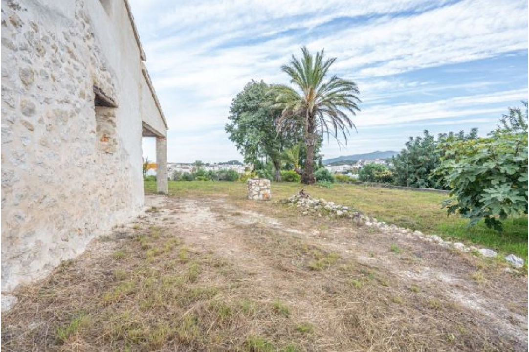 residential ground in Gata de Gorgos(Centrre) for sale, built area 190 m², air-condition, plot area 2900 m², 1 bedroom, 1 bathroom, swimming-pool, ref.: BP-4154GAT-28