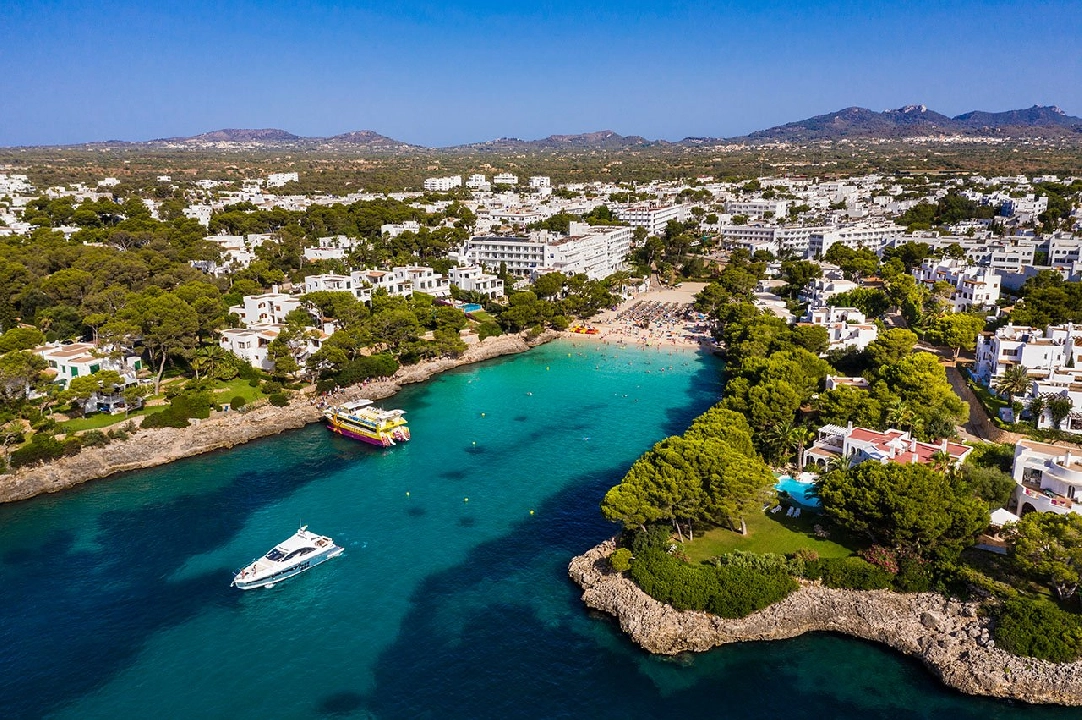 apartment on higher floor in Cala D-Or for sale, built area 79 m², condition first owner, air-condition, 2 bedroom, 2 bathroom, swimming-pool, ref.: HA-MLN-424-A02-23