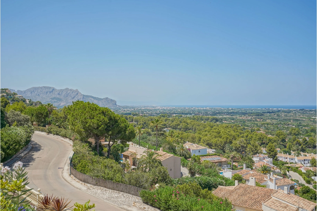 villa in Pedreguer(La Sella) for sale, built area 392 m², air-condition, plot area 1382 m², 5 bedroom, 4 bathroom, ref.: BP-8100SEL-28