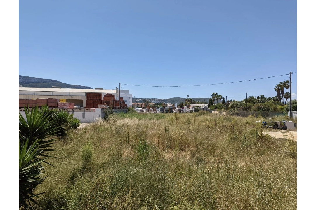 residential ground in Denia(Centrum) for sale, plot area 2000 m², ref.: BP-8003DEN-1