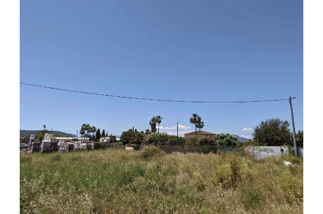 residential ground in Denia(Centrum) for sale, plot area 2000 m², ref.: BP-8003DEN-5