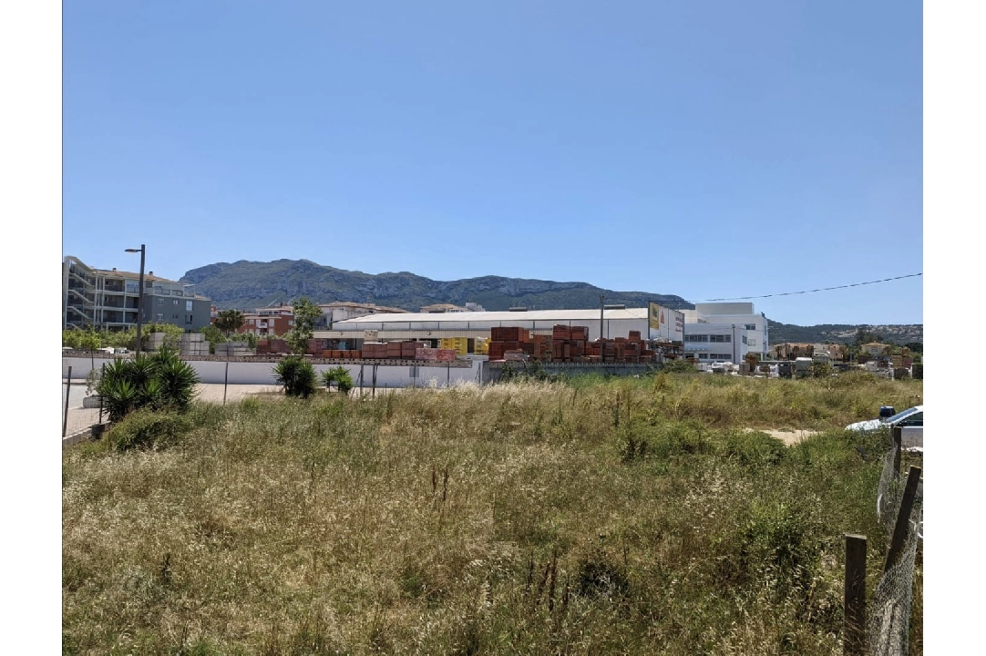 residential ground in Denia(Centrum) for sale, plot area 2000 m², ref.: BP-8003DEN-6