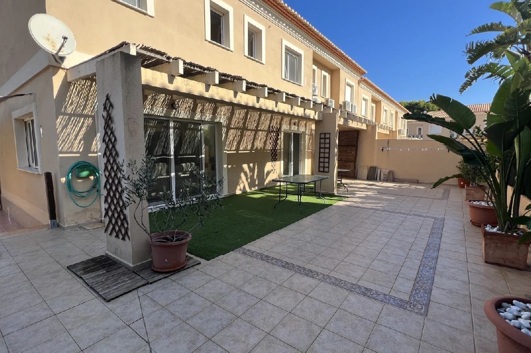 terraced house in Denia for rent, built area 130 m², condition neat, + KLIMA, air-condition, plot area 160 m², 4 bedroom, 3 bathroom, swimming-pool, ref.: D-0223-13