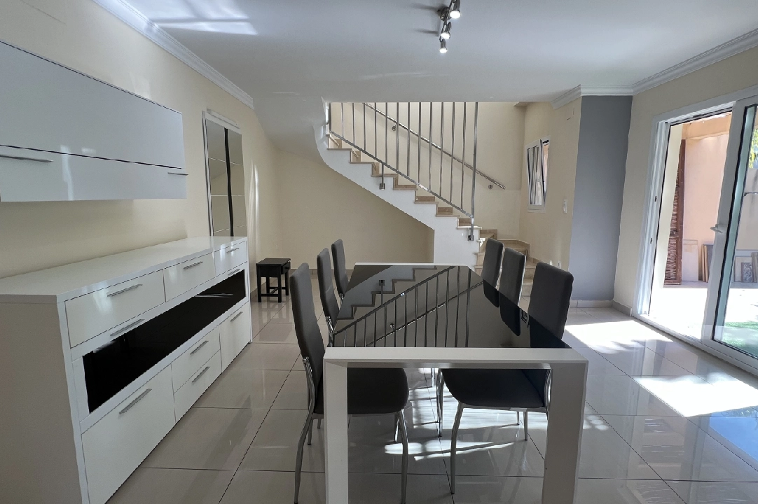 terraced house in Denia for rent, built area 130 m², condition neat, + KLIMA, air-condition, plot area 160 m², 4 bedroom, 3 bathroom, swimming-pool, ref.: D-0223-25