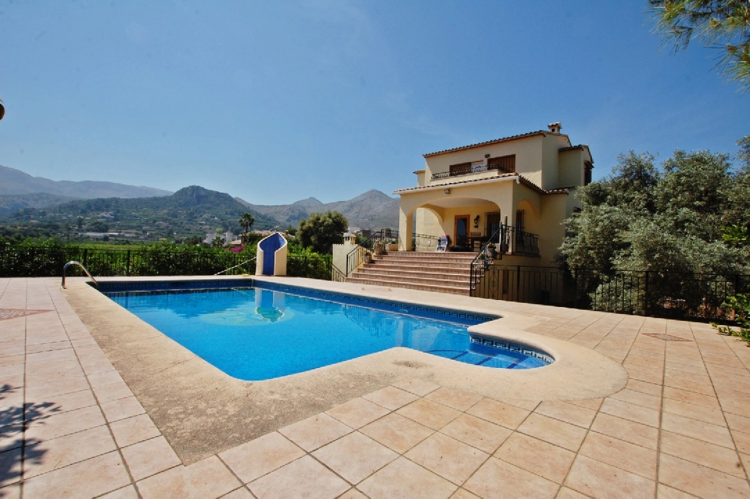 villa in Pego for sale, built area 289 m², year built 1985, + central heating, air-condition, plot area 4300 m², 5 bedroom, 3 bathroom, swimming-pool, ref.: O-V86714D-4