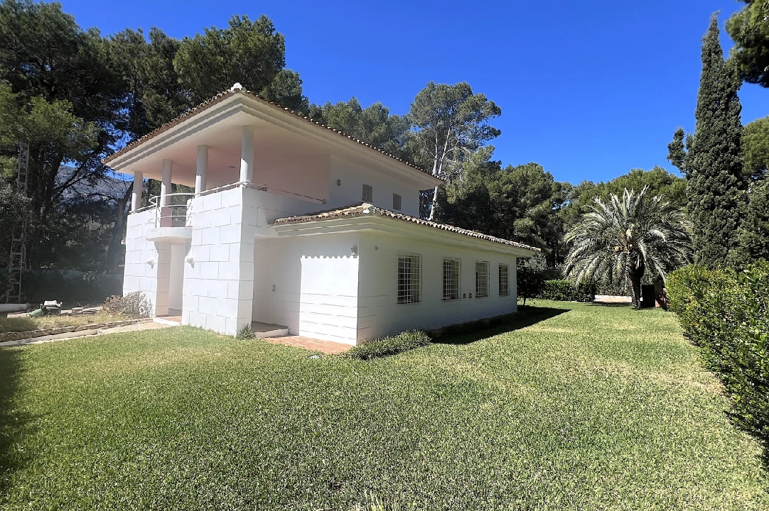 villa in Denia(Las Rotas) for sale, built area 280 m², year built 1989, condition neat, + central heating, plot area 1150 m², 5 bedroom, 4 bathroom, swimming-pool, ref.: SC-T0424-29