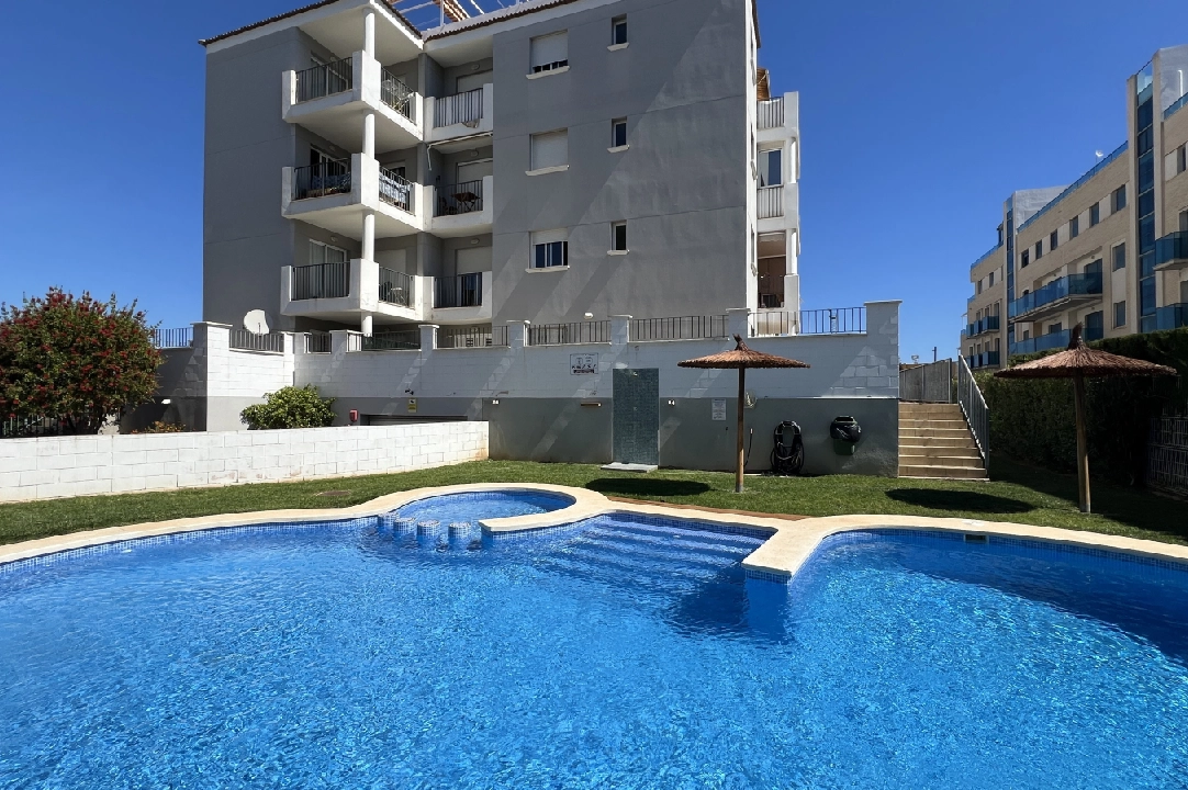 apartment in Denia for holiday rental, built area 86 m², year built 2006, condition modernized, + central heating, air-condition, plot area 46 m², 2 bedroom, 2 bathroom, swimming-pool, ref.: T-0324-24