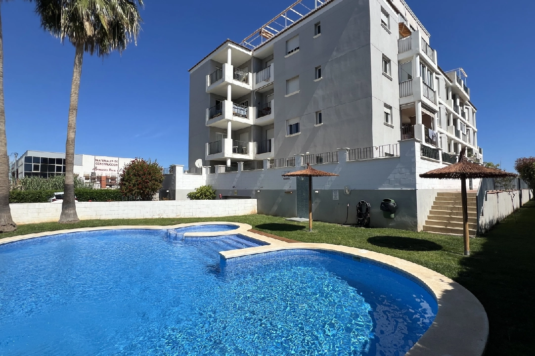 apartment in Denia for holiday rental, built area 86 m², year built 2006, condition modernized, + central heating, air-condition, plot area 46 m², 2 bedroom, 2 bathroom, swimming-pool, ref.: T-0324-25