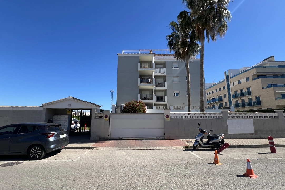 apartment in Denia for holiday rental, built area 86 m², year built 2006, condition modernized, + central heating, air-condition, plot area 46 m², 2 bedroom, 2 bathroom, swimming-pool, ref.: T-0324-3