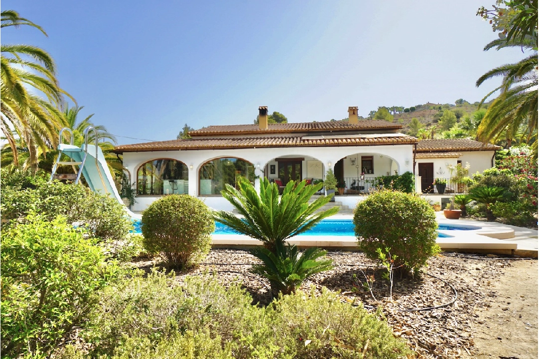 country house in Benissa(Partida Llenes) for sale, built area 326 m², air-condition, plot area 18203 m², 3 bedroom, 3 bathroom, swimming-pool, ref.: CA-F-1784-AMBI-34