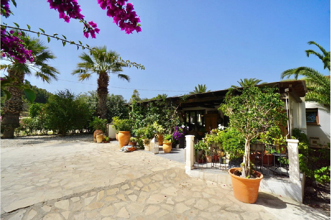 country house in Benissa(Partida Llenes) for sale, built area 326 m², air-condition, plot area 18203 m², 3 bedroom, 3 bathroom, swimming-pool, ref.: CA-F-1784-AMBI-39