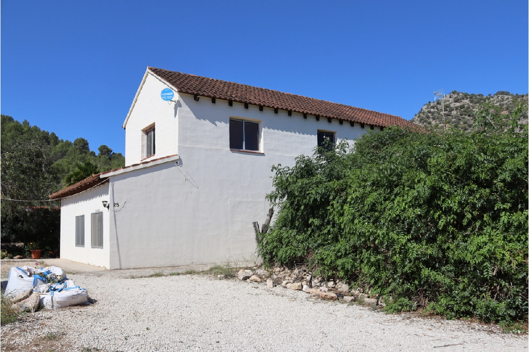 country house in Jalon for sale, built area 325 m², plot area 3520 m², 5 bedroom, 3 bathroom, swimming-pool, ref.: PT-24011-27