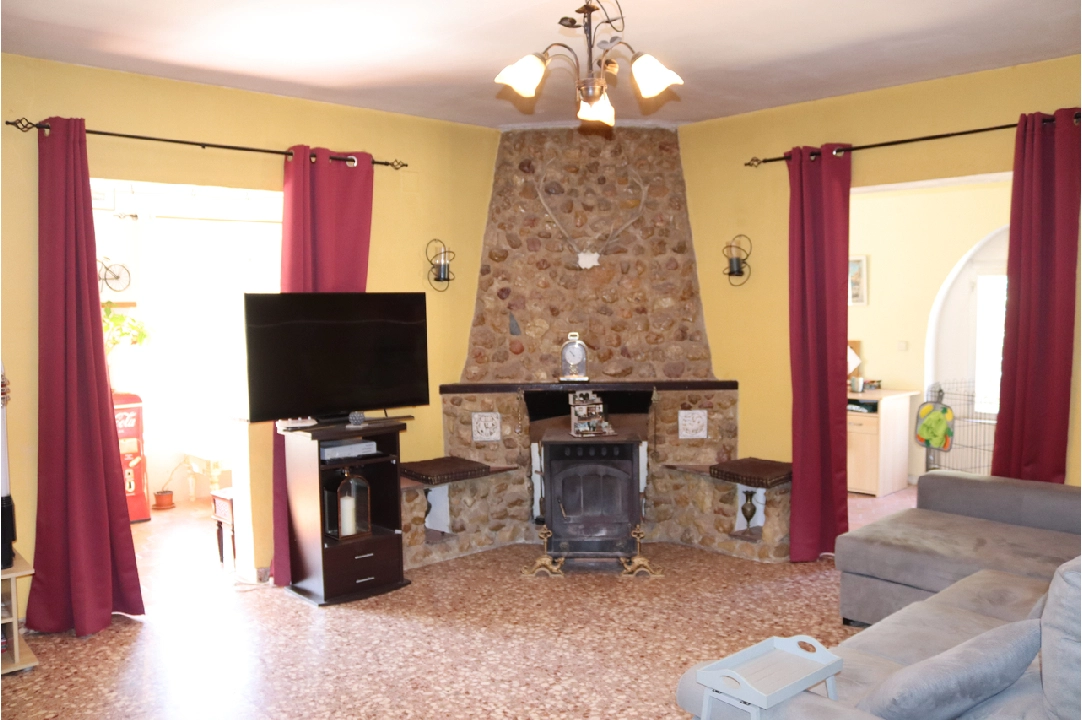 country house in Jalon for sale, built area 325 m², plot area 3520 m², 5 bedroom, 3 bathroom, swimming-pool, ref.: PT-24011-37