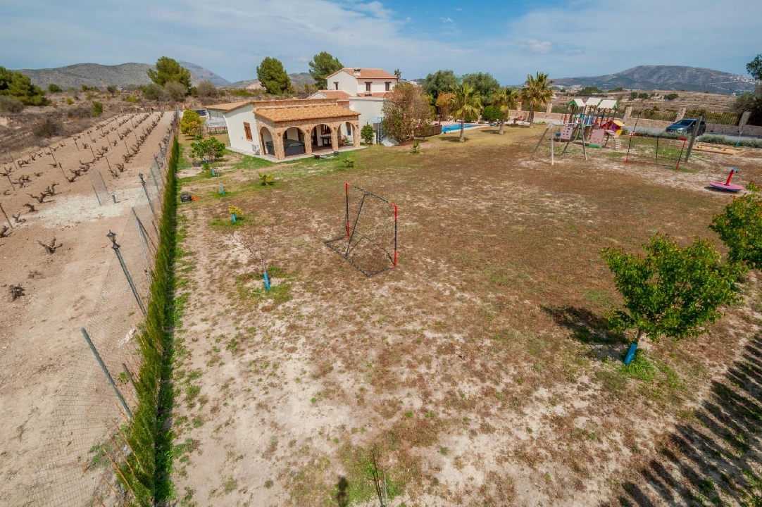 country house in Teulada(Zona de la playa) for sale, built area 238 m², air-condition, plot area 14129 m², 5 bedroom, 4 bathroom, swimming-pool, ref.: COB-3457-10535-36