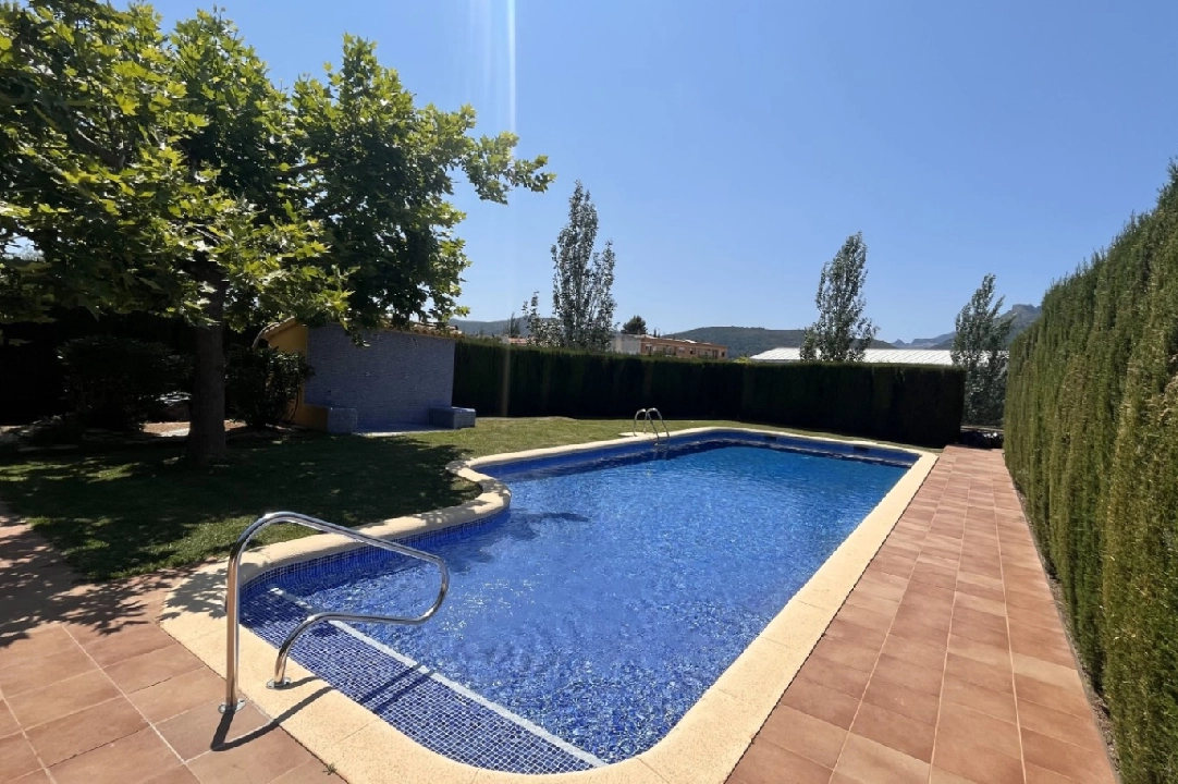 town house in Alcalali for sale, built area 103 m², year built 2004, + central heating, air-condition, plot area 120 m², 3 bedroom, 2 bathroom, swimming-pool, ref.: PV-141-01975P-41