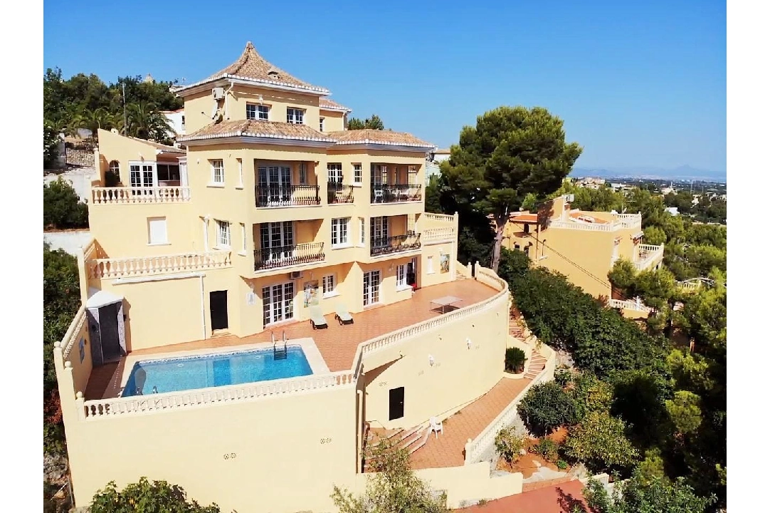 villa in Denia for sale, built area 319 m², air-condition, plot area 900 m², 6 bedroom, 4 bathroom, swimming-pool, ref.: AM-12170DA-1