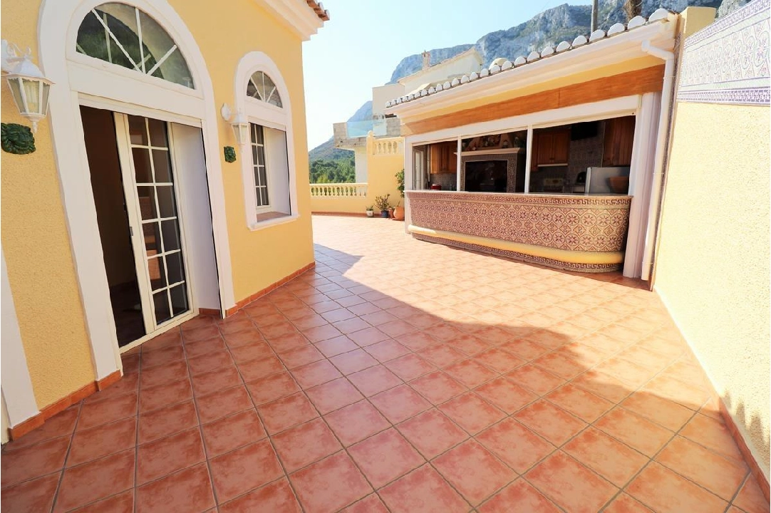 villa in Denia for sale, built area 319 m², air-condition, plot area 900 m², 6 bedroom, 4 bathroom, swimming-pool, ref.: AM-12170DA-20