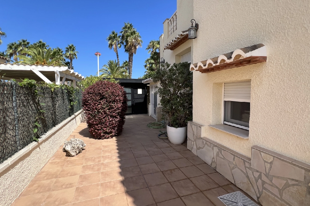 villa in Els Poblets for sale, built area 179 m², year built 1997, condition neat, + central heating, air-condition, plot area 412 m², 5 bedroom, 3 bathroom, swimming-pool, ref.: JS-1524-21