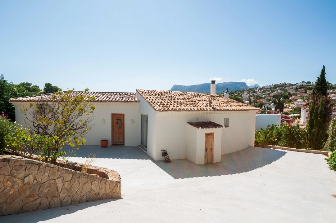 villa in Calpe(Carrio) for sale, built area 364 m², plot area 1197 m², 4 bedroom, 3 bathroom, swimming-pool, ref.: COB-3471-10535-31