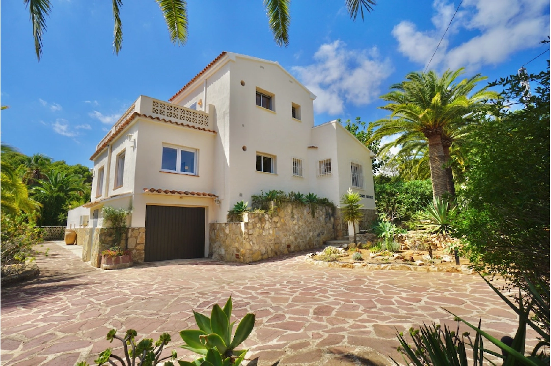 villa in Benissa(Baladrar) for sale, built area 175 m², air-condition, plot area 766 m², 3 bedroom, 3 bathroom, swimming-pool, ref.: CA-H-1805-AMBE-49