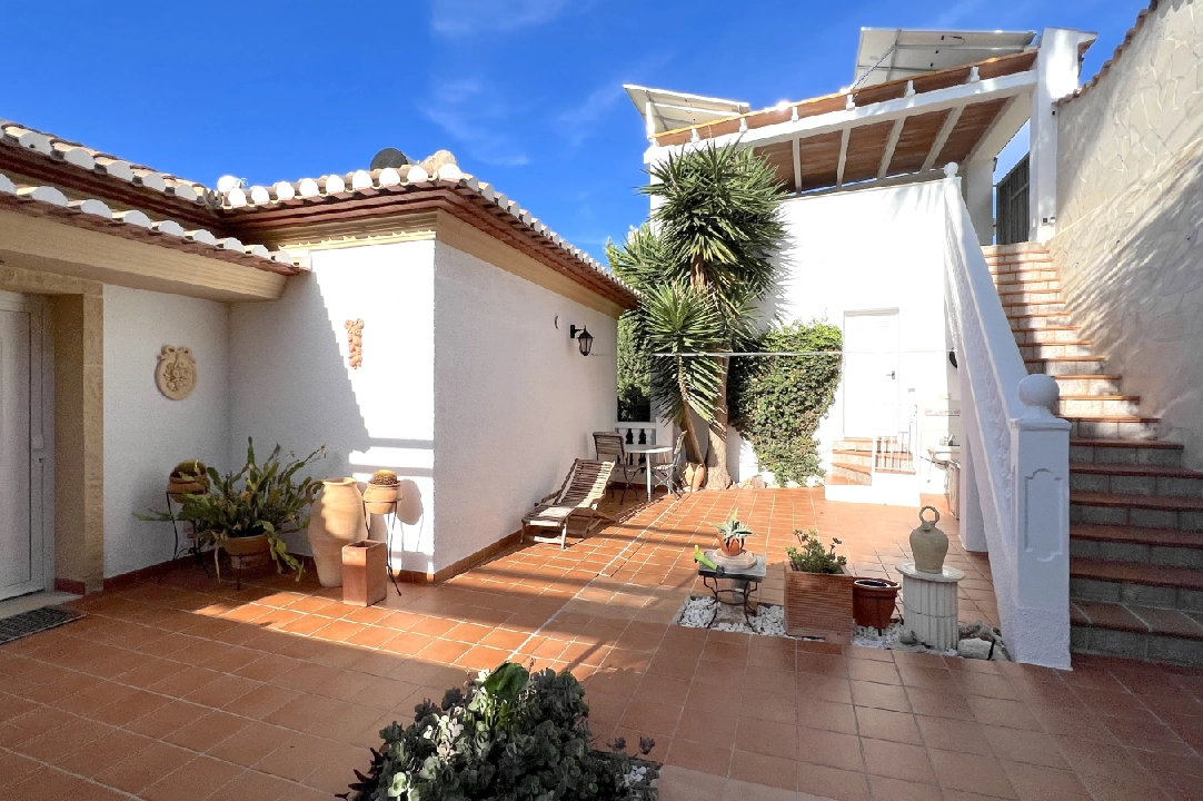 villa in Denia(Marquesa VI) for sale, built area 122 m², year built 2001, condition neat, + underfloor heating, air-condition, plot area 802 m², 4 bedroom, 3 bathroom, swimming-pool, ref.: SC-T0924-40