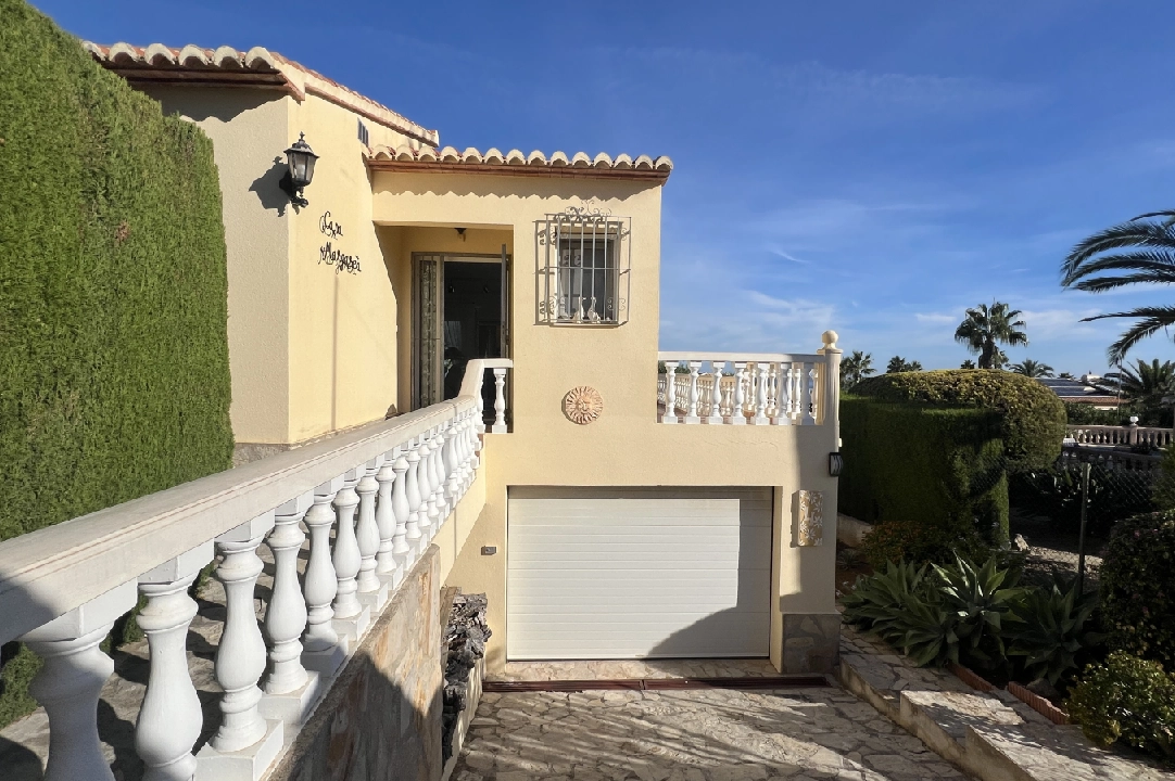 villa in Denia(Marquesa 6 ) for sale, built area 150 m², year built 1995, condition neat, + central heating, air-condition, plot area 800 m², 2 bedroom, 3 bathroom, swimming-pool, ref.: AS-0924-43