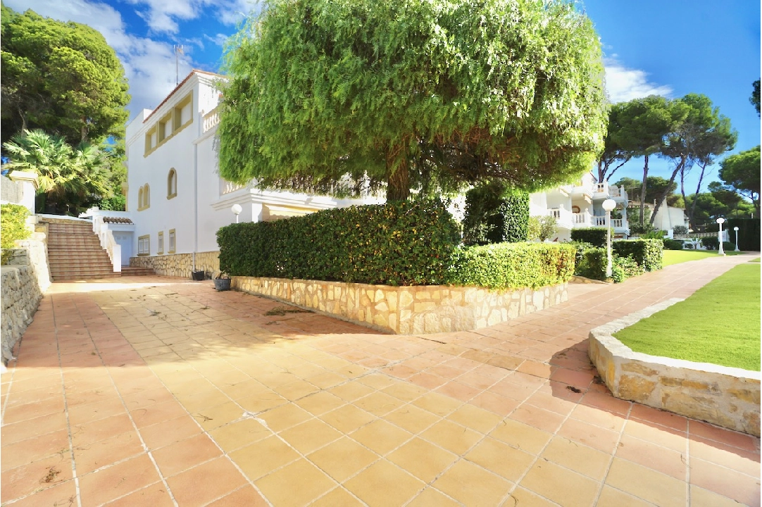 apartment in Moraira(Moraira Centre) for sale, built area 120 m², air-condition, 2 bedroom, 1 bathroom, swimming-pool, ref.: CA-A-1824-AMB-28