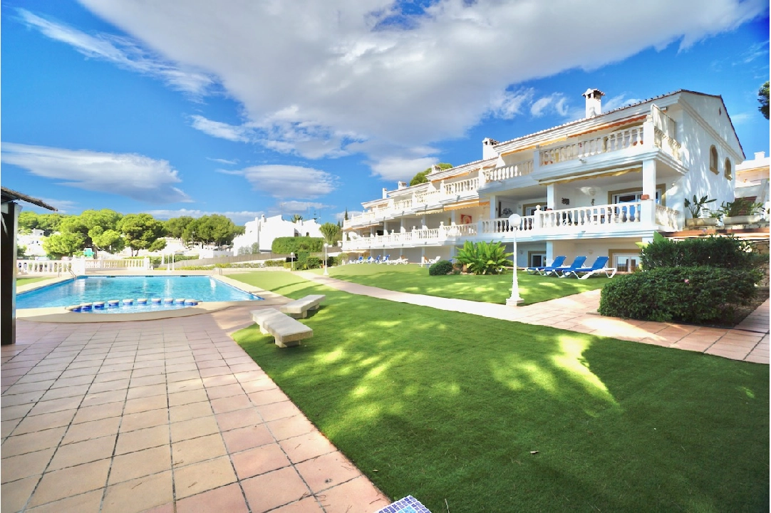 apartment in Moraira(Moraira Centre) for sale, built area 120 m², air-condition, 2 bedroom, 1 bathroom, swimming-pool, ref.: CA-A-1824-AMB-34