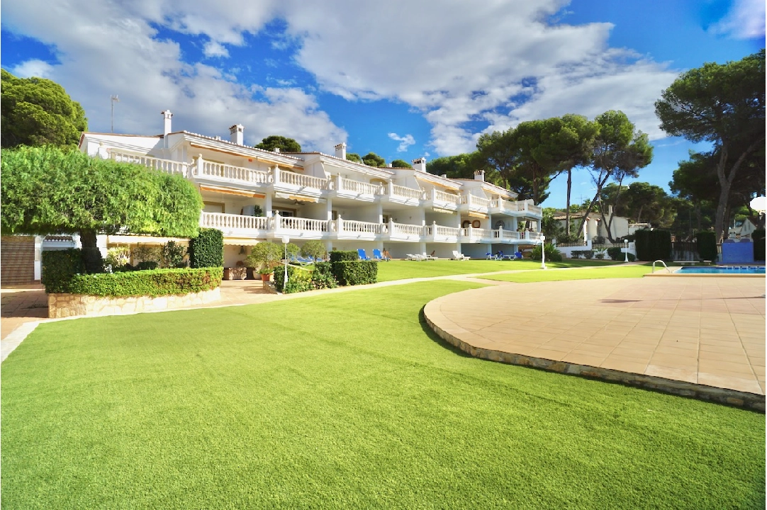 apartment in Moraira(Moraira Centre) for sale, built area 120 m², air-condition, 2 bedroom, 1 bathroom, swimming-pool, ref.: CA-A-1824-AMB-35