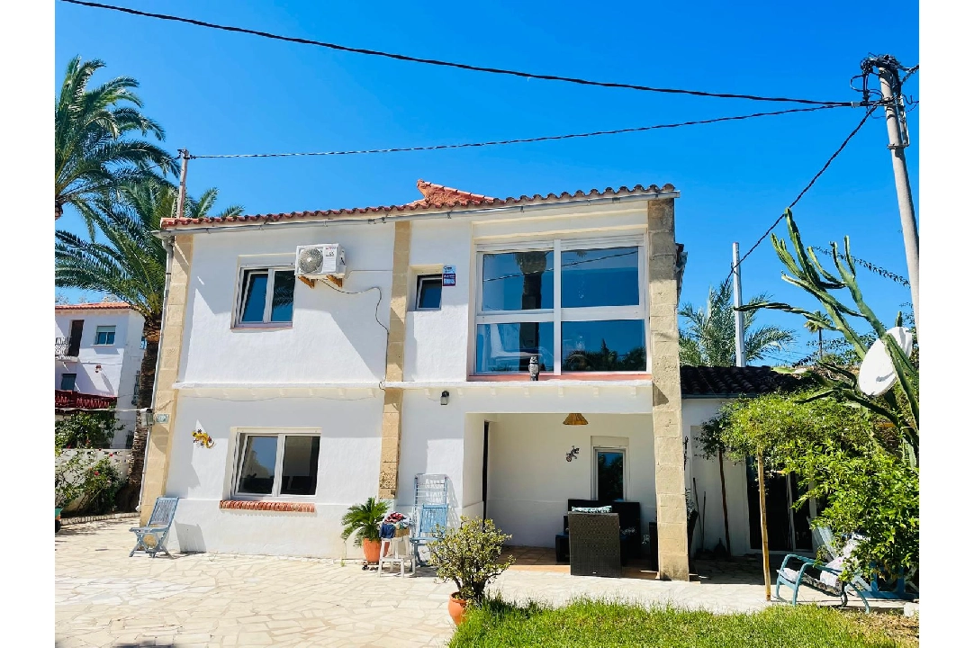 villa in Denia for sale, built area 133 m², year built 1970, air-condition, plot area 350 m², 3 bedroom, 2 bathroom, swimming-pool, ref.: UM-UV-0624-2