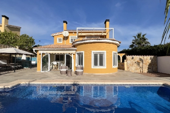 villa-in-Gata-de-Gorgos-Monte-Pedreguer-for-holiday-rental-T-0624-1.webp