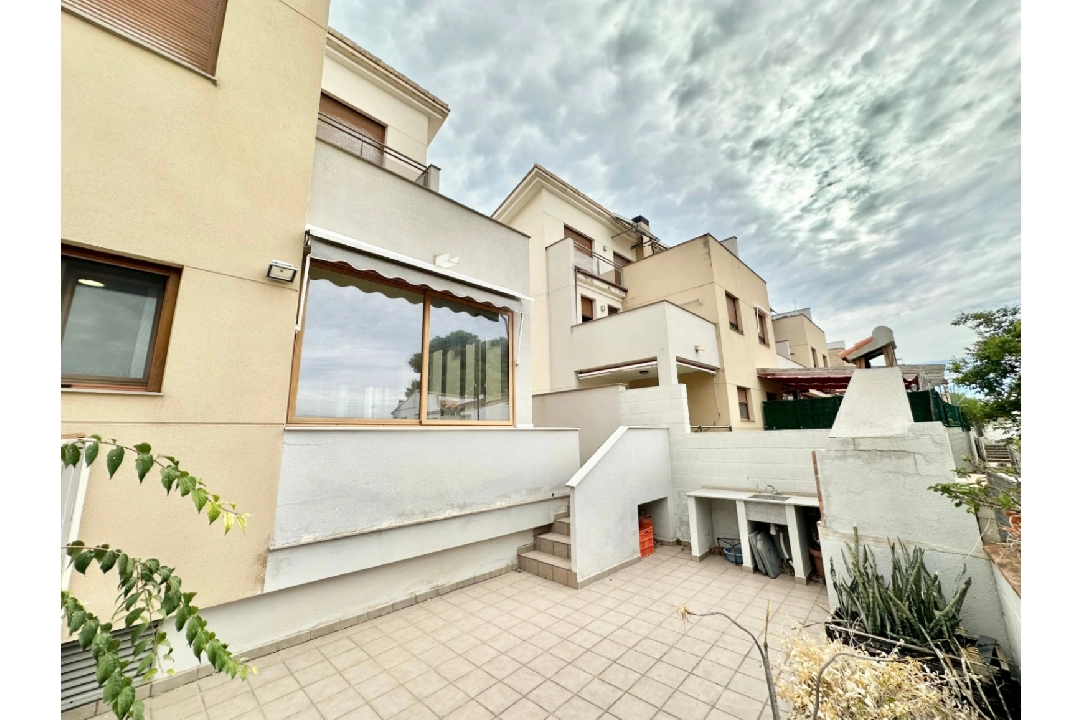 terraced house in Gandia for sale, built area 310 m², year built 2008, + KLIMA, air-condition, 4 bedroom, 3 bathroom, swimming-pool, ref.: O-V92614-1